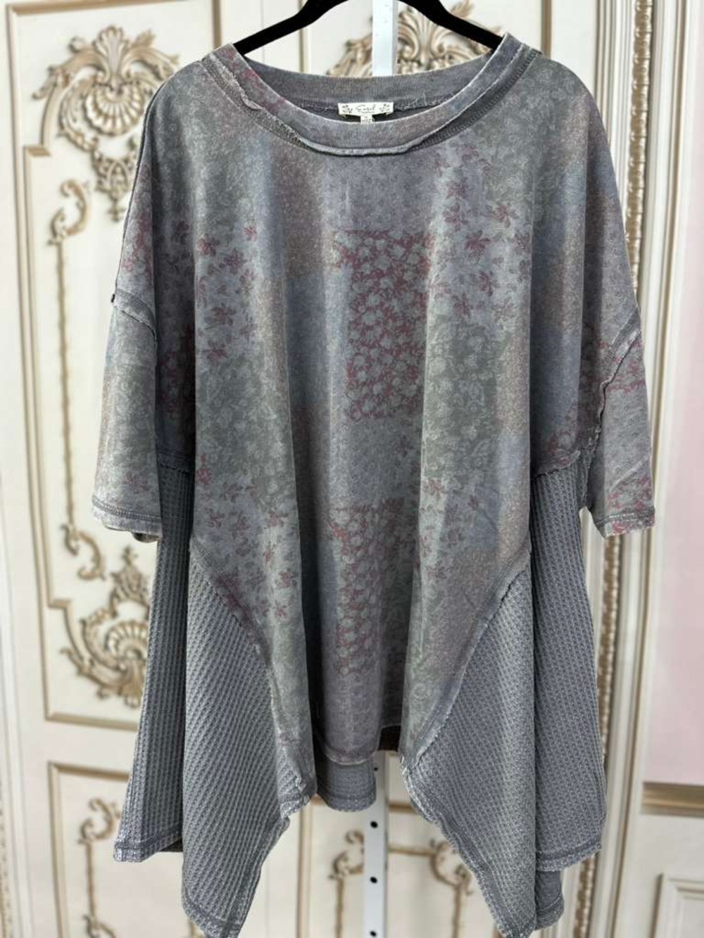 Easel Ash Dream Waffle Top (PLUS SIZE)